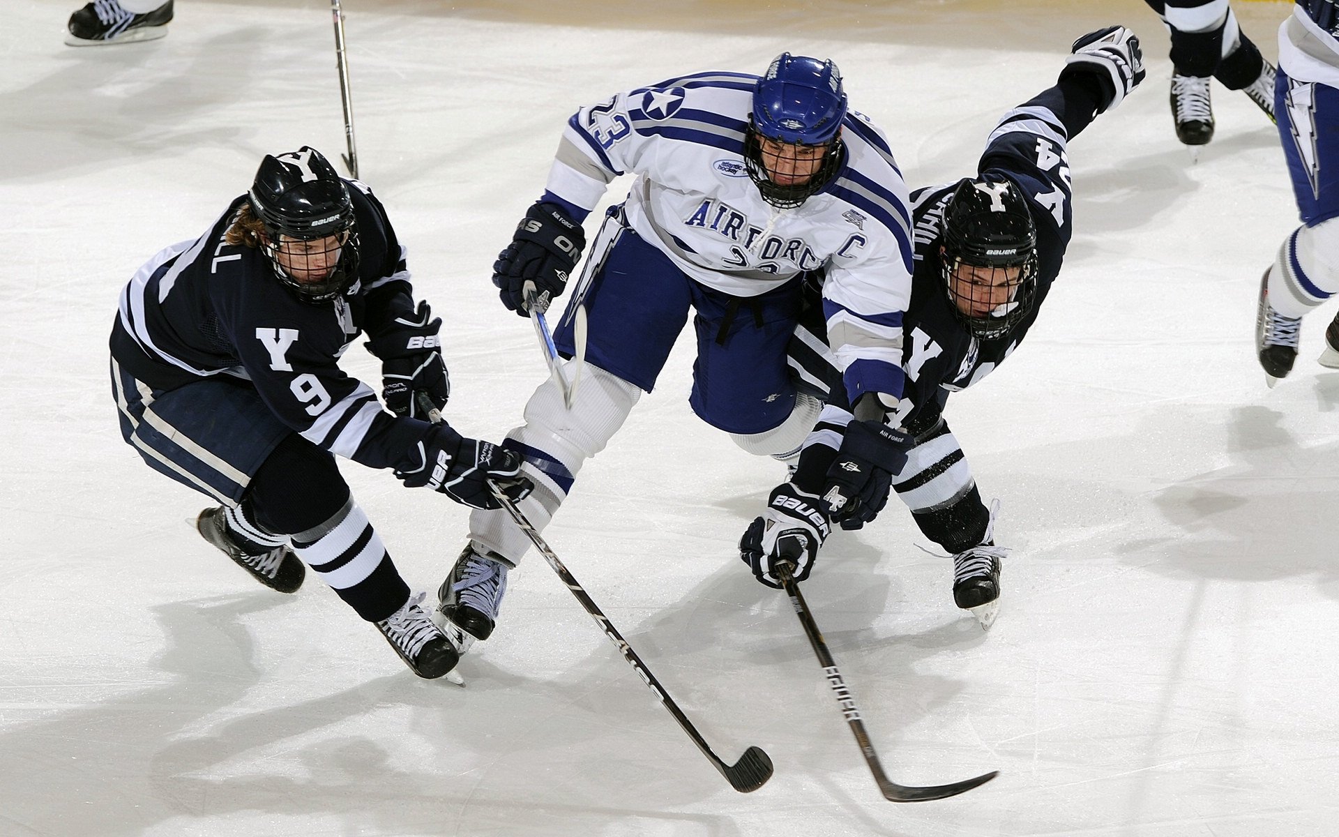 赛道与绿茵的交响，罗德里戈之夜的双重奏