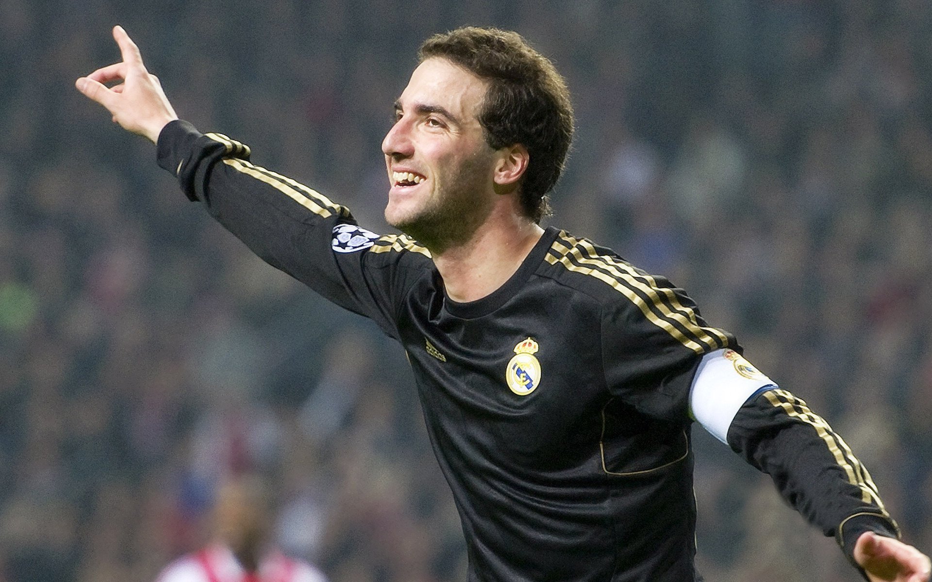 北欧之稳与锋线之锐,芬兰体系性胜利与凯恩的射手王之路